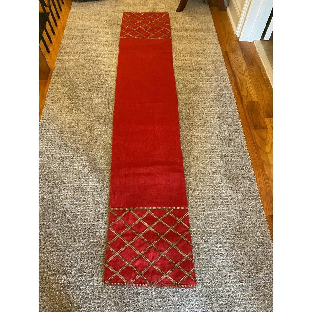 Jingles & Joy Red / Gold Runner Fully Lined